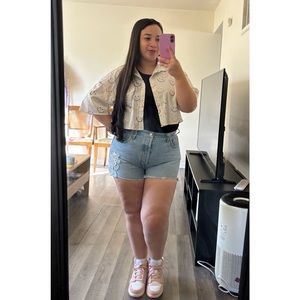 Meet your Posher, Luisa fernanda